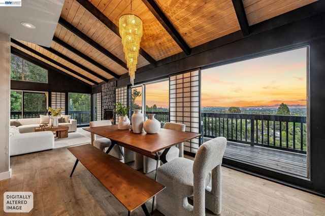 15 Surmont Ct, Lafayette, CA 94549