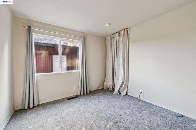 15 Surmont Ct, Lafayette, CA 94549