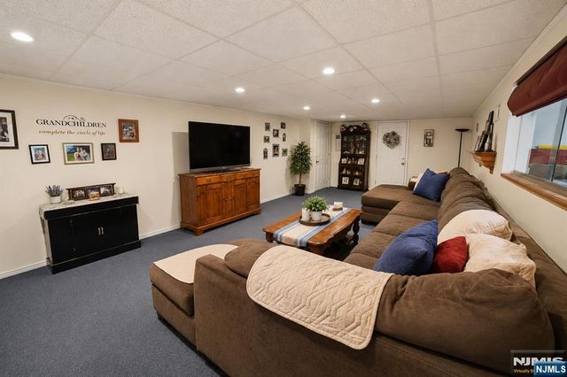 54 Haverhill Avenue, Woodland Park, NJ 07424