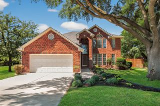 2015 Forest Park Drive, Arlington, TX 76001