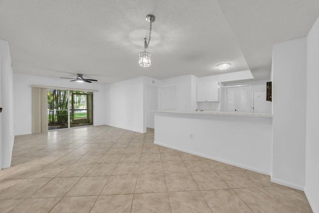242 Village Boulevard 2110, Tequesta, FL 33469