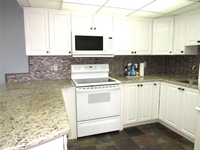 21260 BRINSON AVENUE 115, Port Charlotte, FL 33952