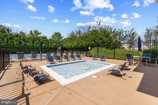 43595 MAHALA, Leesburg, VA 20176