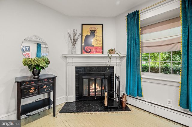 37 CHATHAM RD, Ardmore, PA 19003