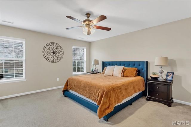 2636 Grover Crossing Way, St Louis, MO 63040