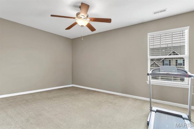 2636 Grover Crossing Way, St Louis, MO 63040