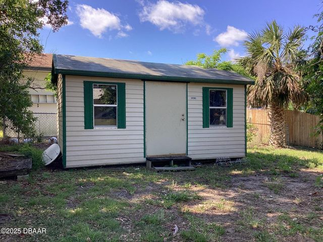 268 Hartford Avenue, Daytona Beach, FL 32118