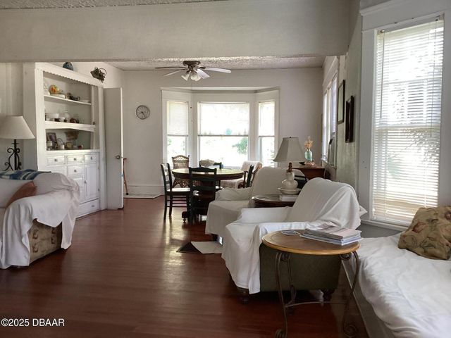 268 Hartford Avenue, Daytona Beach, FL 32118