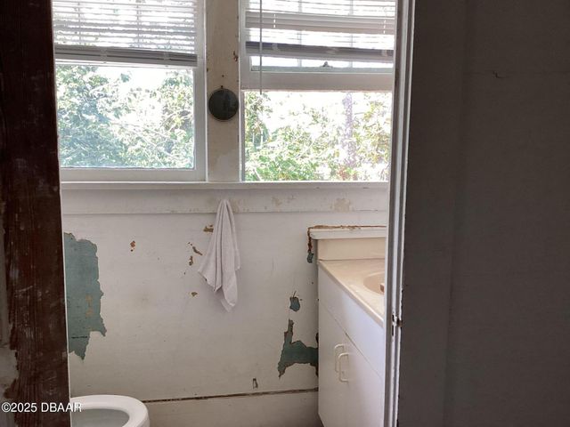 268 Hartford Avenue, Daytona Beach, FL 32118