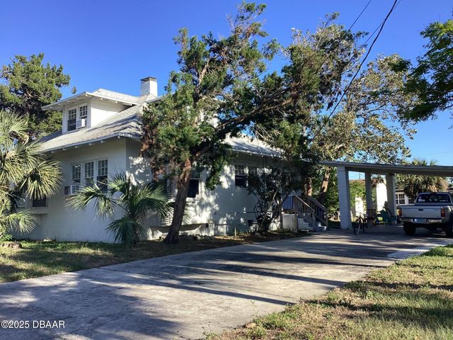 268 Hartford Avenue, Daytona Beach, FL 32118