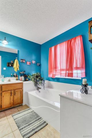 3005 Cedarshade Court, St Peters, MO 63376