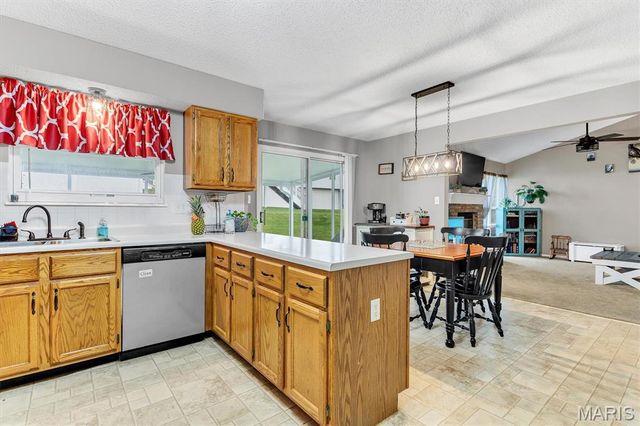 3005 Cedarshade Court, St Peters, MO 63376