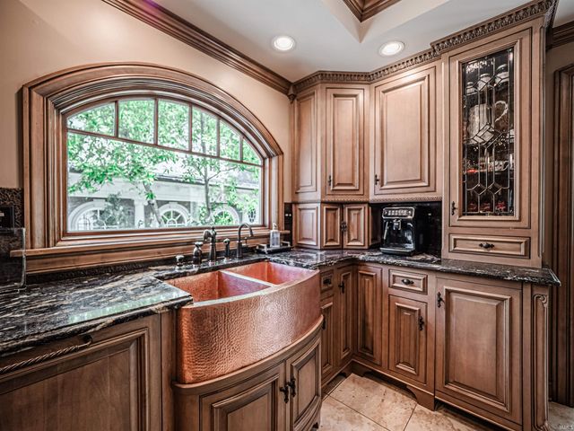 703 Pfeiffer Road, Evansville, IN 47711