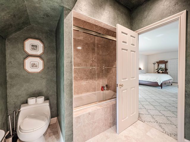 703 Pfeiffer Road, Evansville, IN 47711