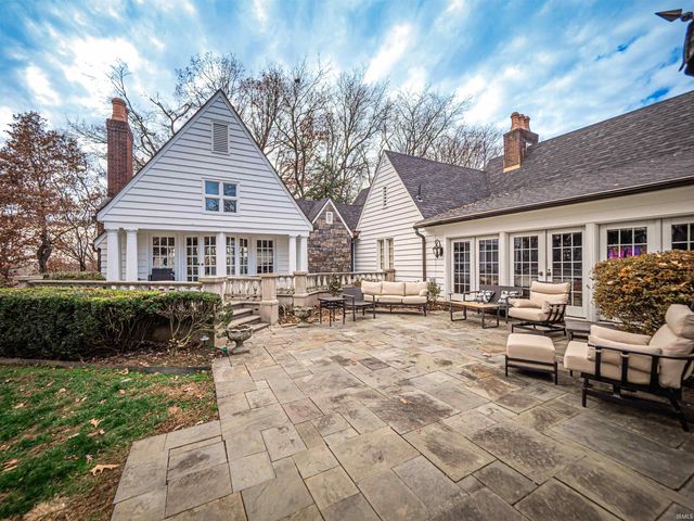 703 Pfeiffer Road, Evansville, IN 47711