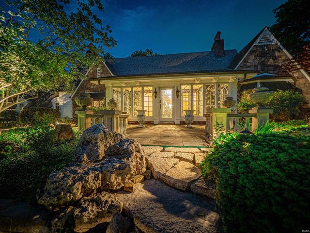 703 Pfeiffer Road, Evansville, IN 47711