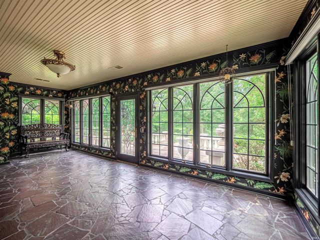 703 Pfeiffer Road, Evansville, IN 47711