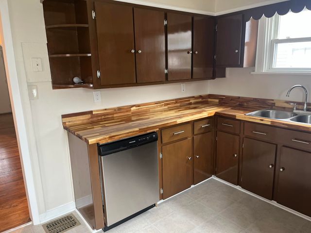 2760 Latonia Avenue, Covington, KY 41015