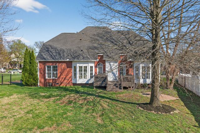 1183 McCoury Ln, Spring Hill, TN 37174