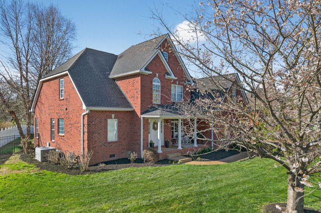 1183 McCoury Ln, Spring Hill, TN 37174