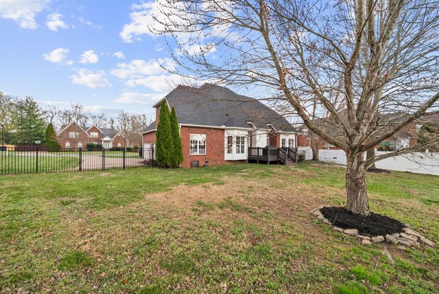 1183 McCoury Ln, Spring Hill, TN 37174