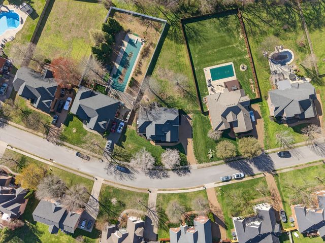 1183 McCoury Ln, Spring Hill, TN 37174