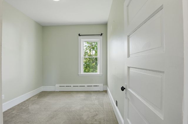 30 Buttonwood Rd, Dartmouth, MA 02748