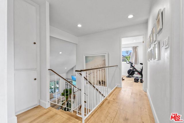 5101 Keli Court, Los Angeles, CA 90066