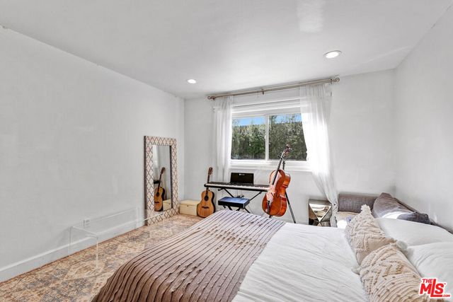 5101 Keli Court, Los Angeles, CA 90066