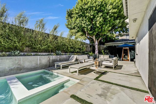 5101 Keli Court, Los Angeles, CA 90066