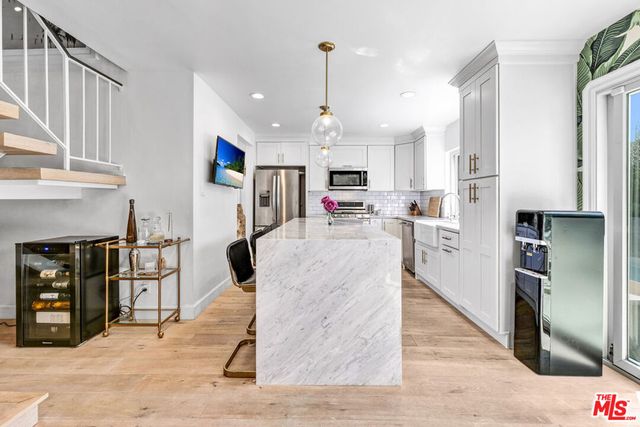 5101 Keli Court, Los Angeles, CA 90066