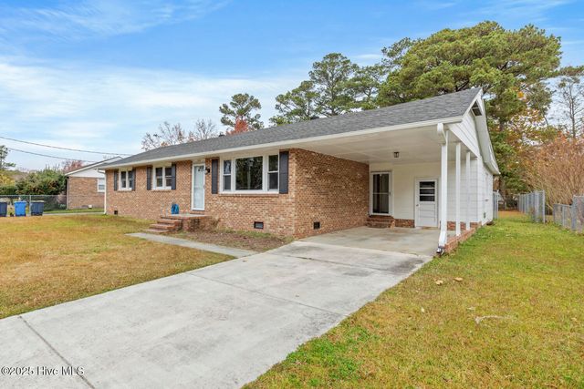 706 Doris Avenue, Jacksonville, NC 28540