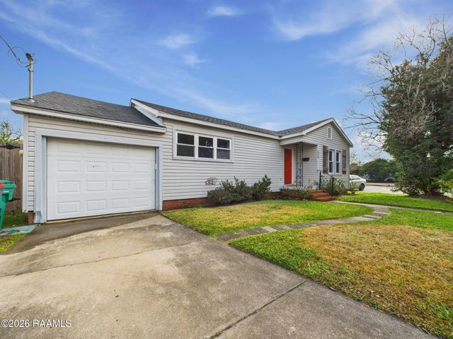 528 Saint Julien Avenue, Lafayette, LA 70506