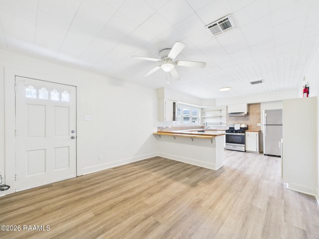 528 Saint Julien Avenue, Lafayette, LA 70506