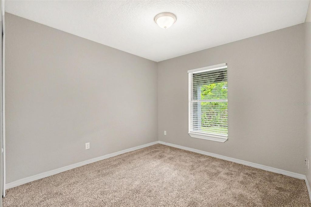 Image 11 of property listing at 1915 E MCBERRY STREET, Tampa, FL 33610