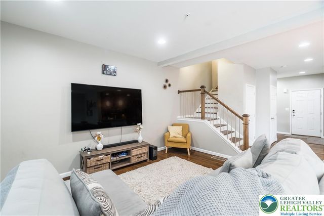 5136 Dogwood Trail, Upper Macungie Twp, PA 18104