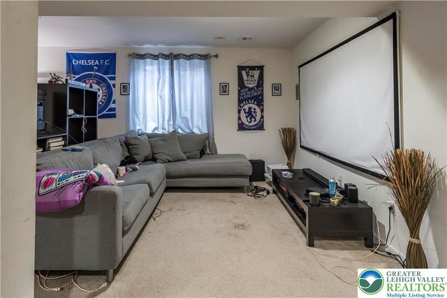 5136 Dogwood Trail, Upper Macungie Twp, PA 18104