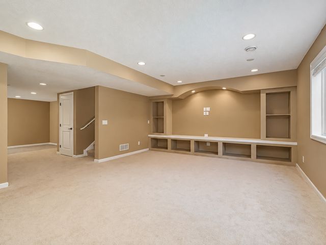 12581 Zumbrota Street NE, Blaine, MN 55449