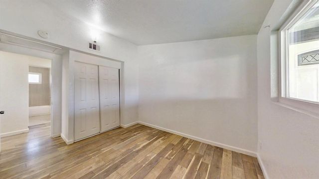 6636 Thomas Dr, North Highlands, CA 95660