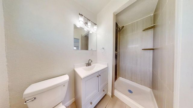 6636 Thomas Dr, North Highlands, CA 95660