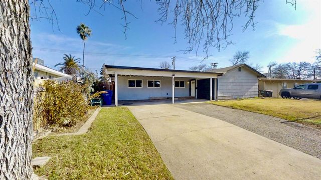 6636 Thomas Dr, North Highlands, CA 95660