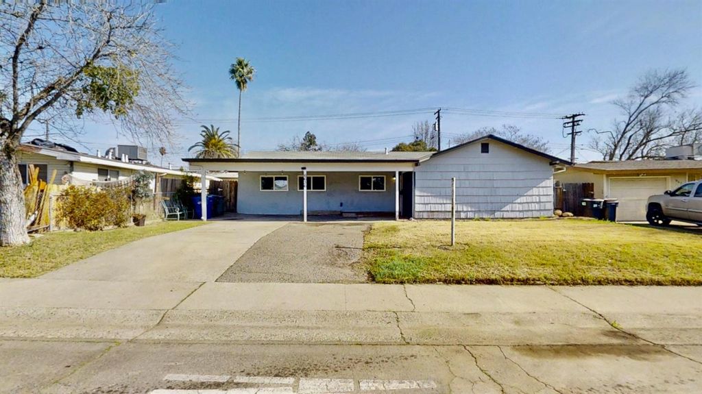 6636 Thomas Dr, North Highlands, CA 95660