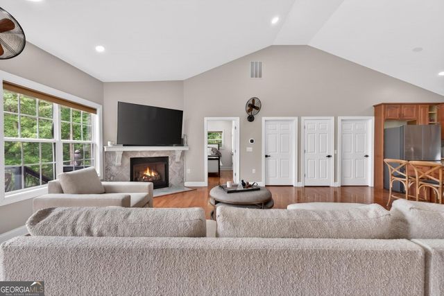 8258 Jackson Lake Road, Monticello, GA 31064