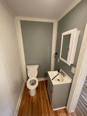 3111 Matipan Avenue B, North Charleston, SC 29405