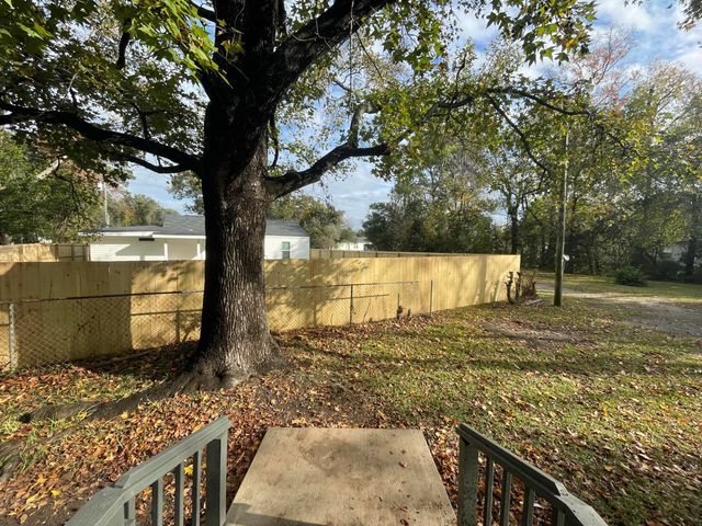 3111 Matipan Avenue B, North Charleston, SC 29405