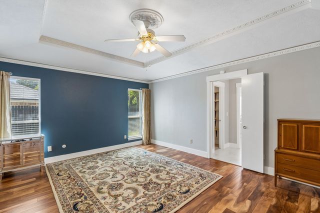 6611 Elvedon Drive, Dallas, TX 75248