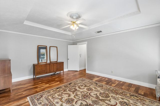 6611 Elvedon Drive, Dallas, TX 75248