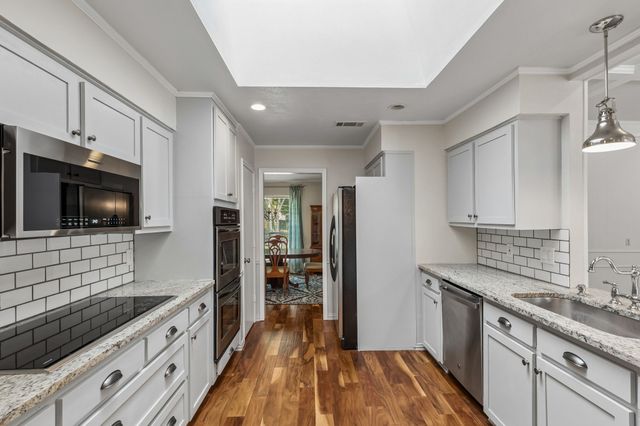 6611 Elvedon Drive, Dallas, TX 75248