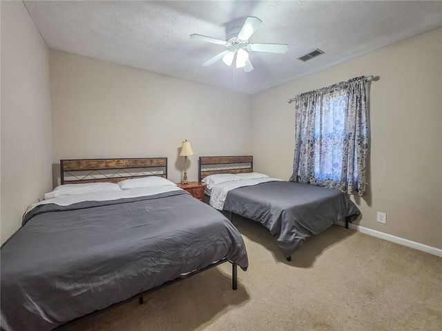 3944 Thornhill SW Drive, Lilburn, GA 30047