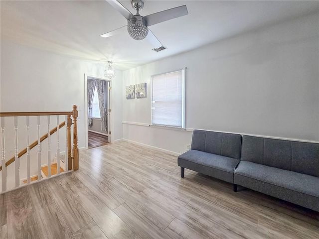 3944 Thornhill SW Drive, Lilburn, GA 30047